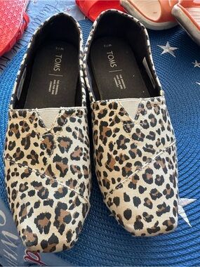 TOMS Leopard-Print Slip-On Flats in Beige, Brown, Black